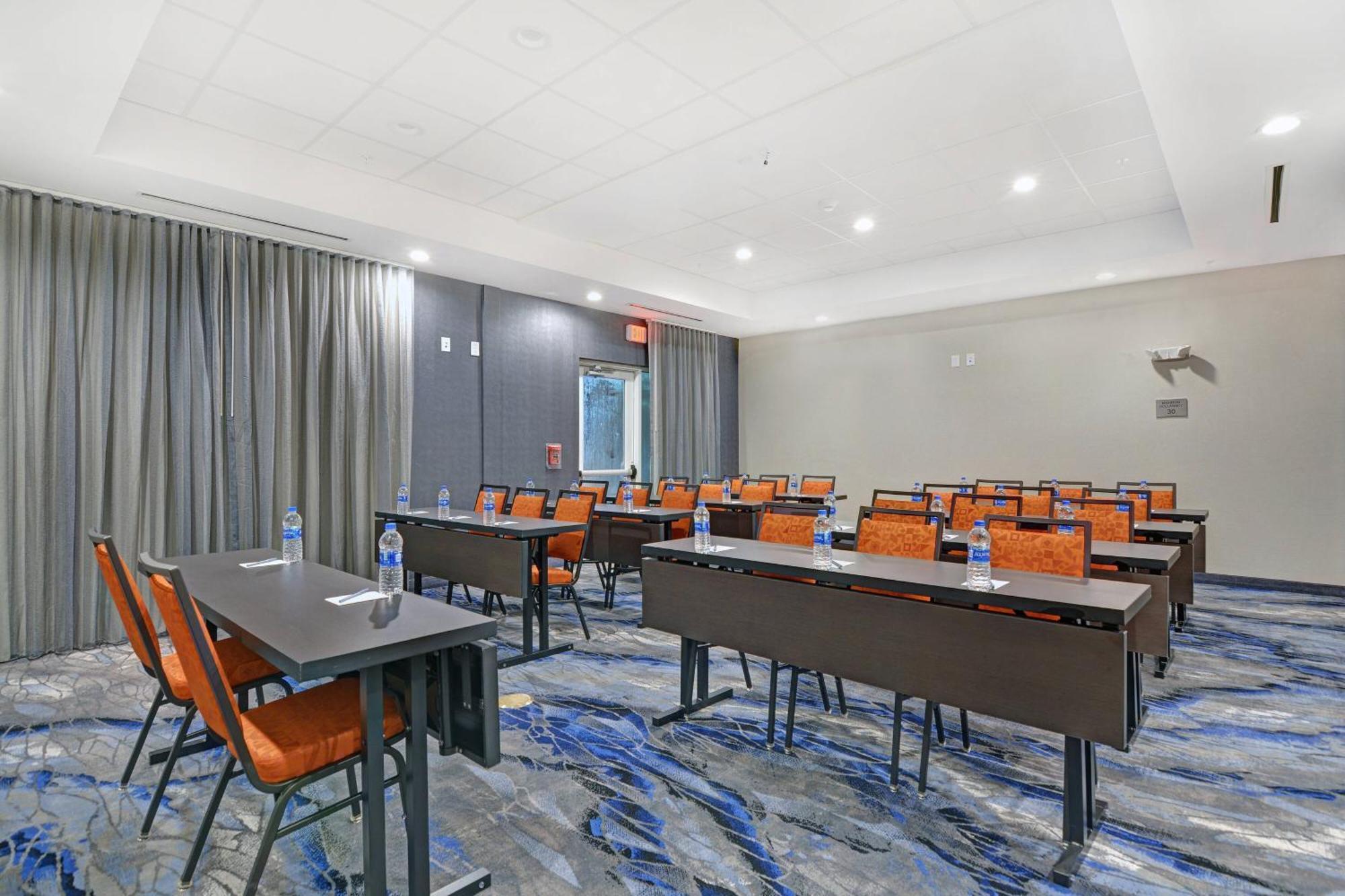 Fairfield Inn & Suites By Marriott Houston Nasa/Webster Exterior photo